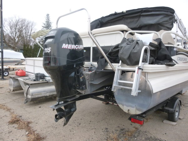 2010 Crestliner Bata Bay 2185 - Image 3